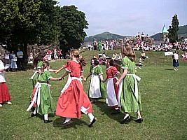 The Children's Welsh Folk Dance Festival, "Gwyl Plant" 2006
